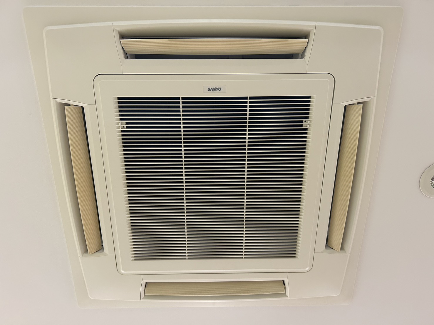 https://hoxsen-aircon.com