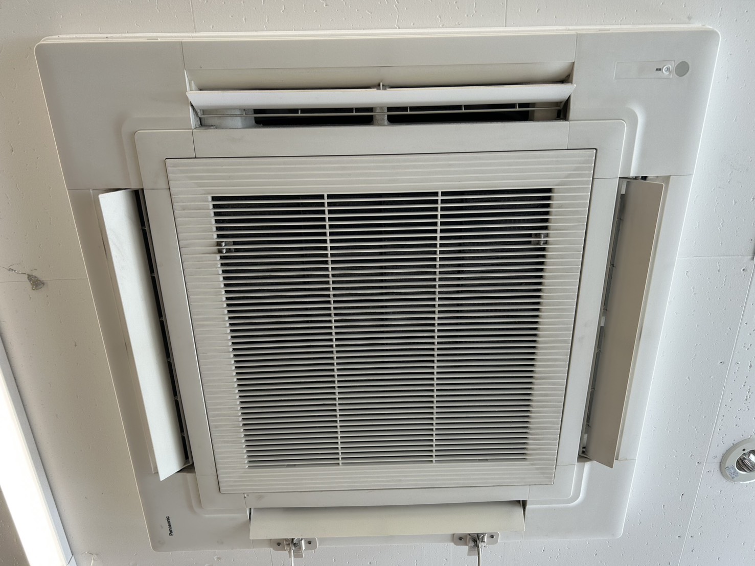 https://hoxsen-aircon.com